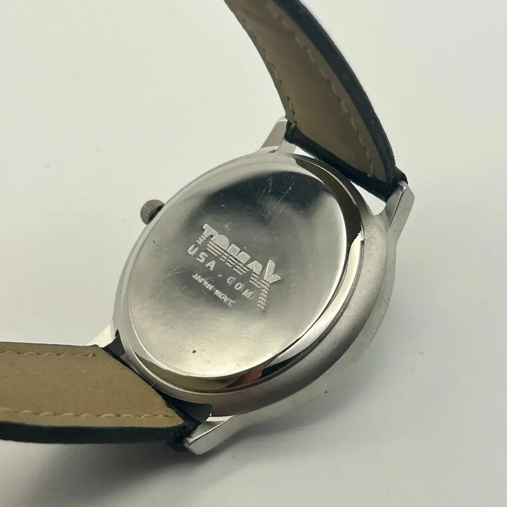 Momentum White Dial Black Leather Minimalist Watch Working New Battery